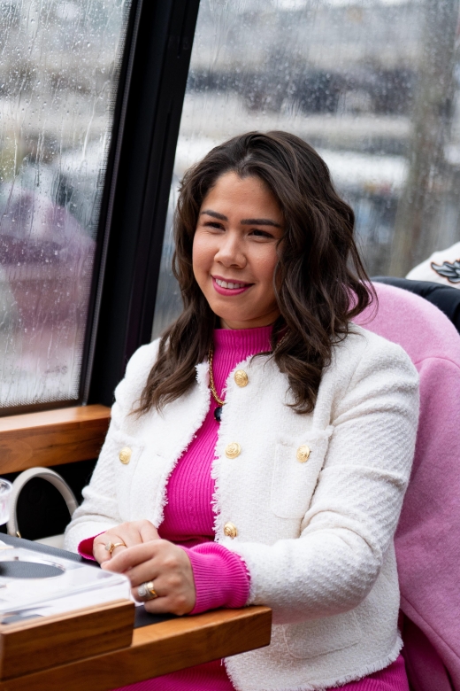 London: Traditional Afternoon Tea Tour in a Luxury Coach - Key highlights
