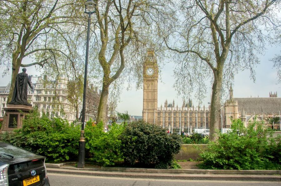 London: Vintage Bus Tour and London Eye Ticket - The Vintage Double-Decker Ride: Big Ben, Parliament, and Royal London