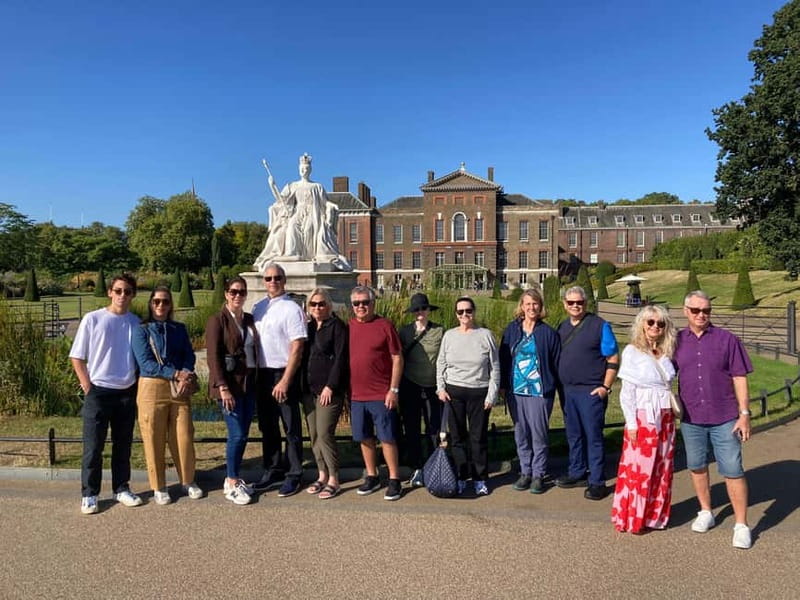London: VIP Kensington Palace Gardens Tour & Royal High Tea - Cradle Walk and the Sunken Garden View