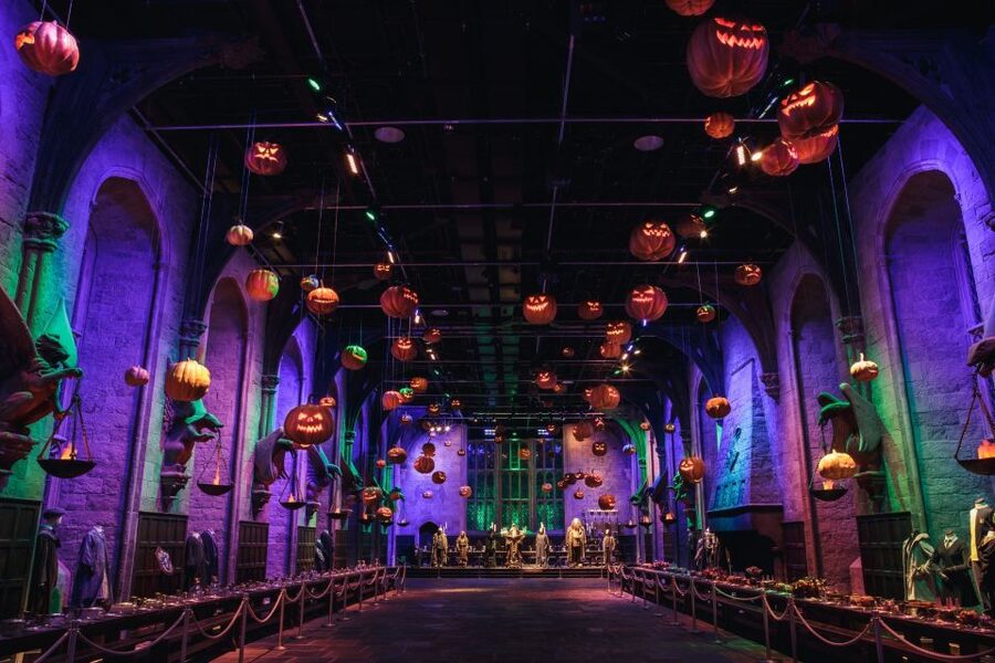 London: Warner Bros. Studio Harry Potter Tour with Transfers - Privet Drive and the costume section you will not rush