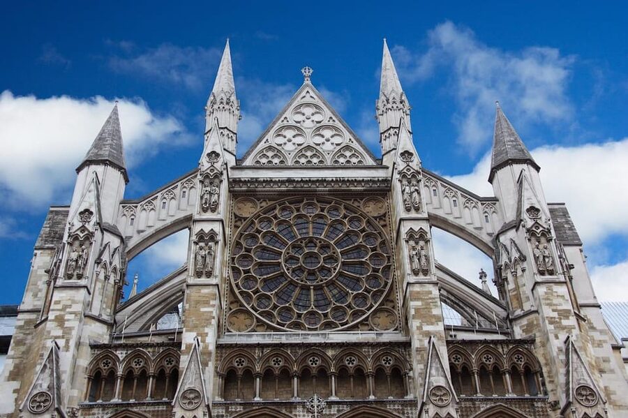 London: Westminster Abbey, Big Ben, Buckingham Palace Tour - Why Westminster Works So Well With a Blue Badge Guide