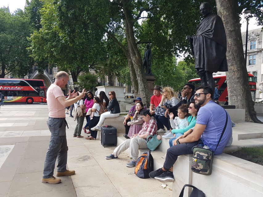 London: Westminster Abbey & Churchill War Rooms Walking Tour - Churchill War Rooms: what it feels like to stand in the WWII decision space