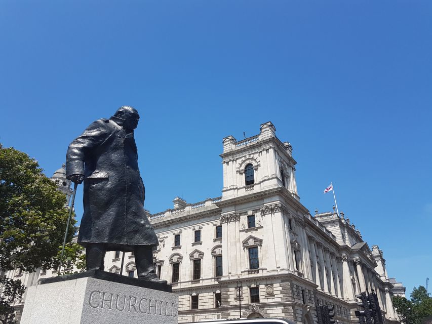 London: Westminster Abbey & Churchill War Rooms Walking Tour - When your guide does not go inside, and how to use that to your advantage