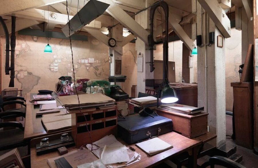 London: Westminster Abbey & Churchill War Rooms Walking Tour - Price and value: is $182 a smart use of your time?