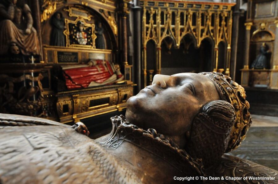 London: Westminster Abbey Guided Tour - Poets’ Corner: where literature becomes memorial