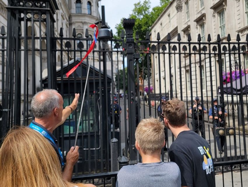 London: Westminster Abbey, Tower of London and Boat Tour - 10 Downing Street, Houses of Parliament, Big Ben, and quick Buckingham photos