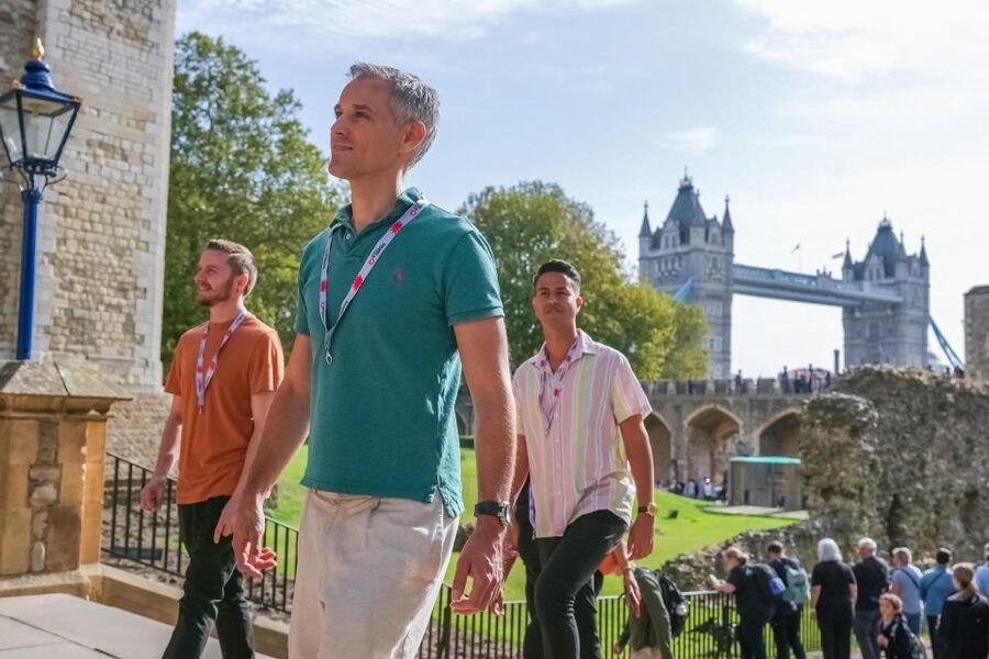 London: Westminster Abbey, Tower of London and Boat Tour - St James’s Park and Parliament Square breaks that keep you sane