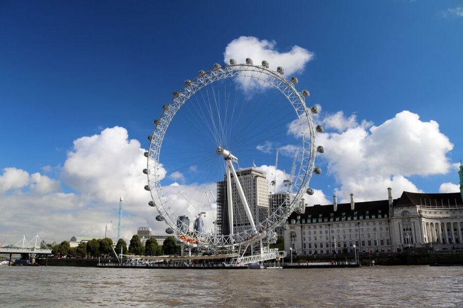 London: Westminster to Hampton Court River Thames Cruise - A Thames Cruise That Lets You See More for Less