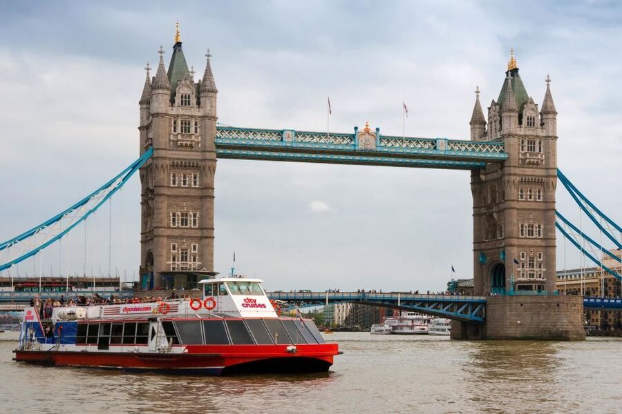 London: Westminster Tour, River Cruise, and Tower of London - Should you book this Westminster, Thames, and Tower combo?