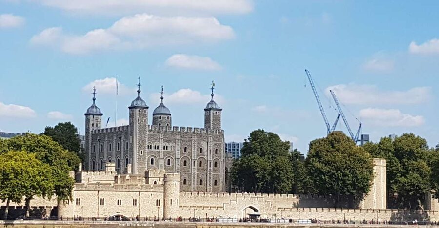 London: Westminster Tour, Tower of London & Tower Bridge - A six-hour Westminster plus Tower combo that actually works