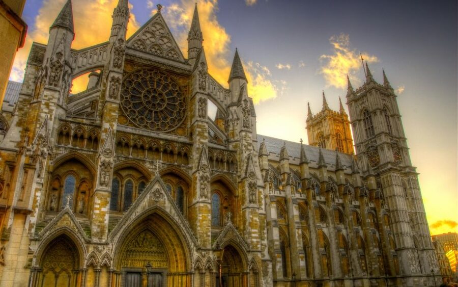 London: Westminster Walking Tour & Westminster Abbey Visit - Changing of the Guard at 10 a.m.: what you should plan for