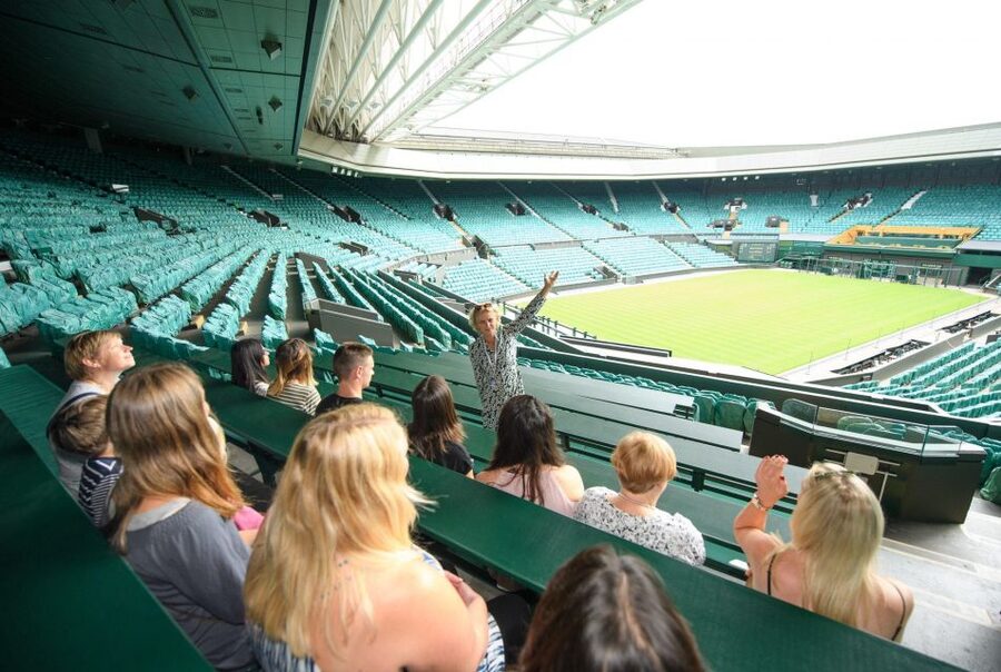 London: Wimbledon Tennis Club and Westminster Walking Tour - Buckingham Palace, Trafalgar Square, and the quick route through London’s power belt