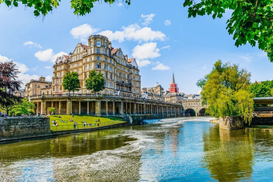 London: Windsor, Stonehenge, Bath, and Roman Baths Day Trip - How the 8:00am departure shapes your whole day