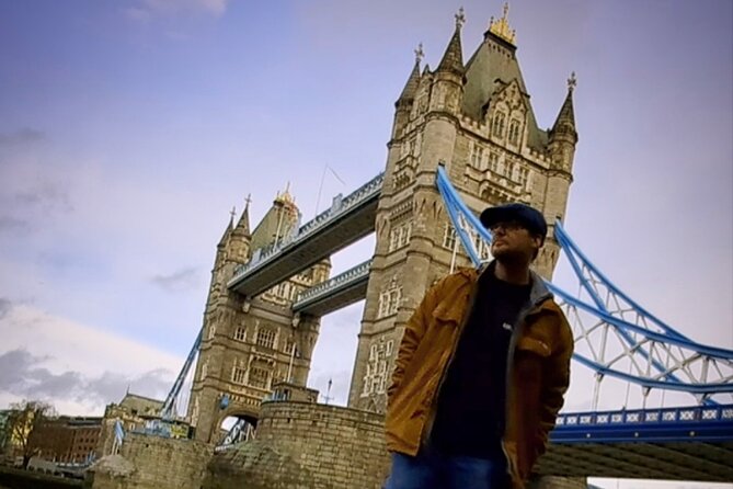 London with a Local (Historical) - The simple flow: meet at Piccadilly Circus, walk to Trafalgar Square