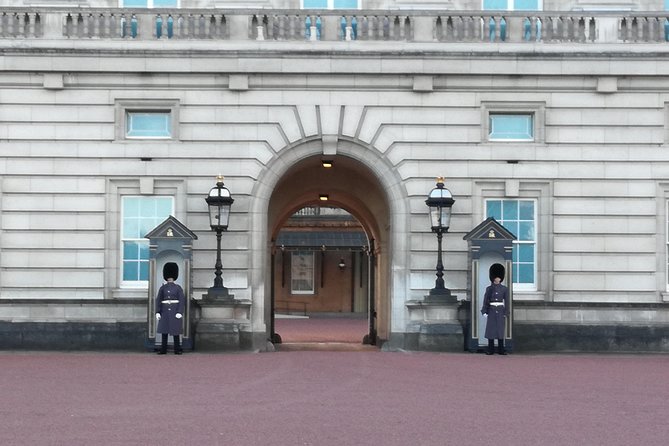 London with a Local (Historical) - Along the Thames and down Whitehall: river views plus power history