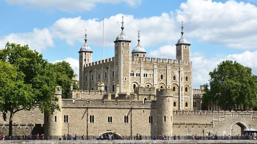 Londra Audioguide - TravelMate app for your smartphone - Royal London and civic landmarks: Buckingham to Westminster