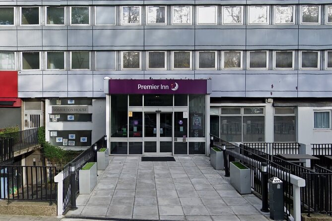 Luggage Storage London - Timing and Flexibility: Drop Off When You’re Ready