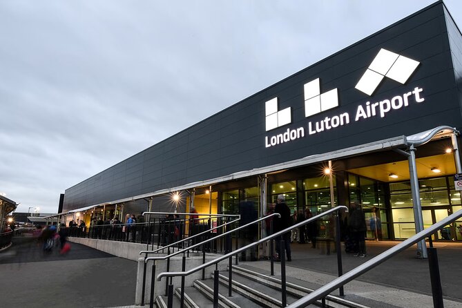 Luton Airport Taxi - Private Transfer to/from London - The meet and greet system, and why 30 minutes matters