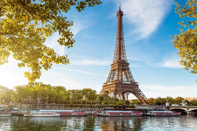 Luxury Paris Day Trip from London with Seine River Lunch Cruise - Louvre-related views and the shopping window, with one important caveat