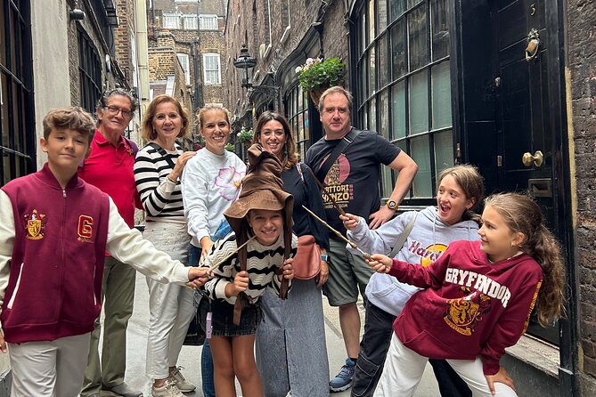 Magical Harry Potter tour in Spanish, ! You choose the option! - Stop by stop: the real filming vibe in central London