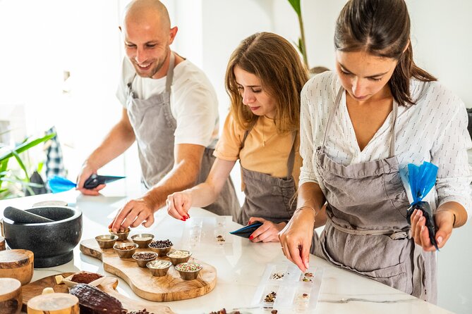 Make Your own Amazing Chocolate in Notting Hill - Make your own bars, where the fun turns into real skill