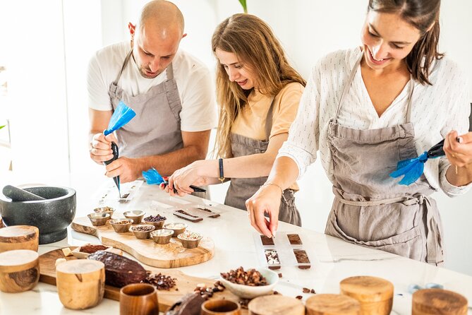Make Your own Amazing Chocolate in Notting Hill - Who should book this class, and who might want a different plan