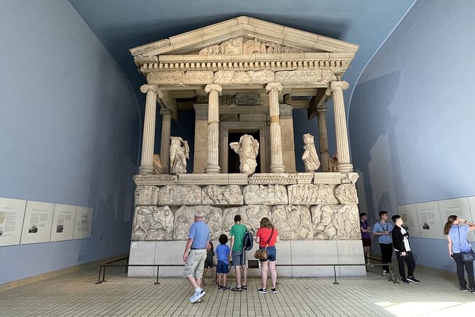 Marvels at the British Museum: Rosetta Stone, Parthenon, Mummies - What You Should Expect From the Walk (and How to Enjoy It)