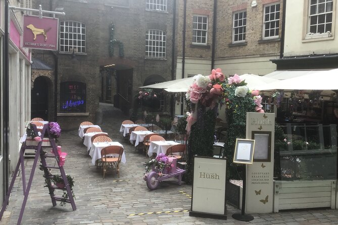Mayfair and Belgravia Private Walking Tour - Lancashire Court, Mount Street Gardens, and a church that looks older inside