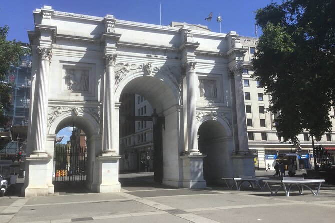Mayfair and Belgravia Private Walking Tour - Mercato Metropolitano and Mayfair’s church-to-food shift