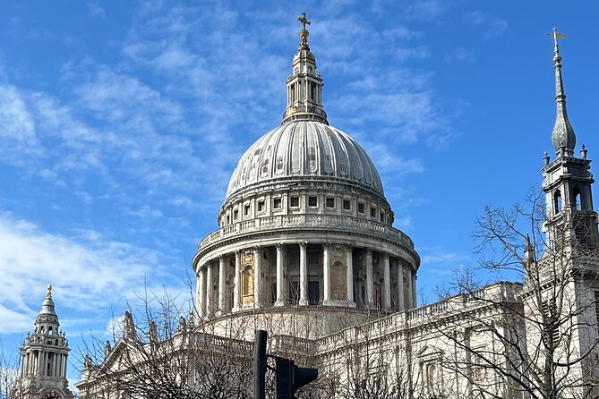 Medieval London Walking Tour Oxford PhD Historian Guide - Key highlights to look for