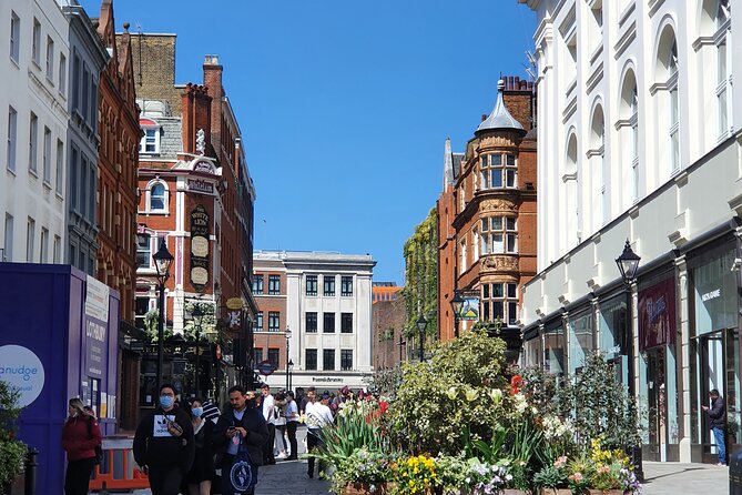 Misfits of Covent Garden Walking Tour - Jubilee Market: Where Local Traders Run the Show