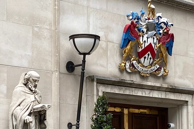 Money and Power in the City Sightseeing Tour - Why Money and Power Works So Well in the City of London