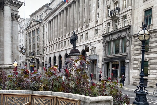 Money and Power in the City Sightseeing Tour - Meeting at Emperor Trajan, Ending at the London Stock Exchange