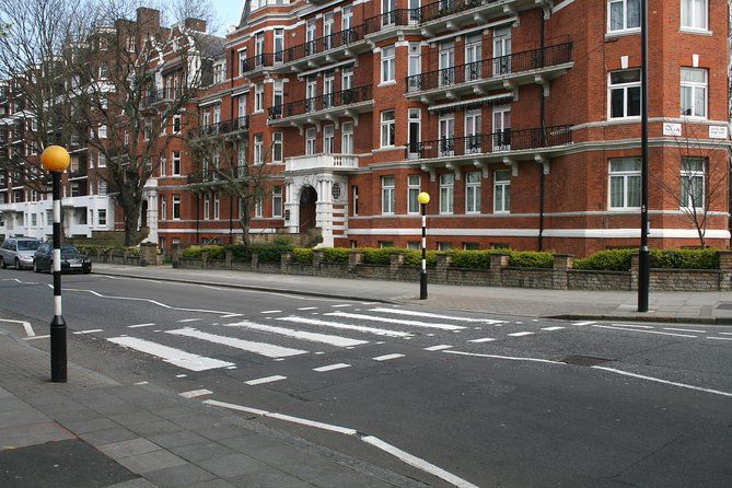 Music of London Rock And Pop Private 3-Hour Walking Tour - Private 3-hour format that still hits London’s biggest music zones