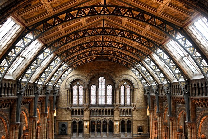 Natural History Museum London - Exclusive Guided Museum Tour - The highlight loop: Earth history in one efficient sweep