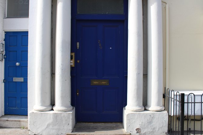 Notting Hill Tour - Entering Notting Hill Gate, where the tour really begins