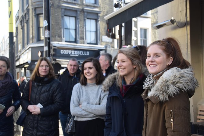 Notting Hill Tour - Portobello Road Market time: where browsing beats rushing