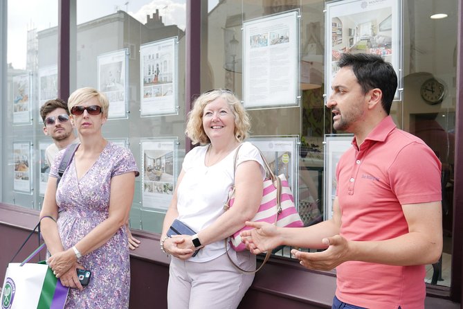 Notting Hill Walking Tour for Small Groups - St Lukes Mews and the Love Actually Scene