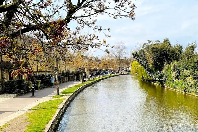 One Day Tour from London to The Cotswolds - Bibury and Arlington Row: the 17th-century photo stop
