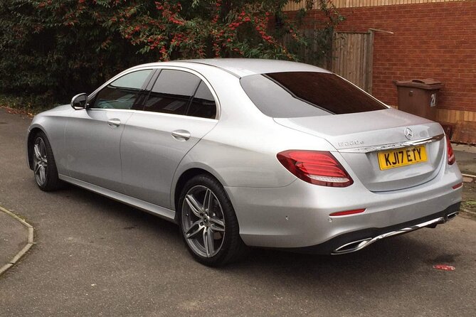 One Way Taxi Transfer from Heathrow Airport to City Airport - What you get in the car: comfort that actually counts