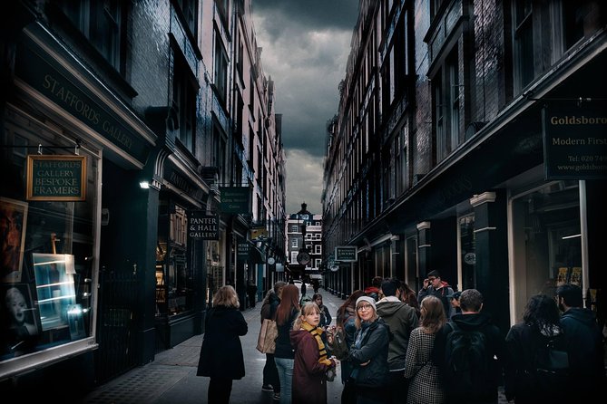 Original Harry Potter Locations Tour - Guided Tour of London - From Diagon Alley inspiration to the Knockturn Alley feeling