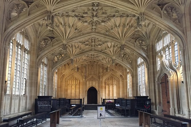 Oxford and Blenheim Palace Private Car with Driver Guide - Private Mercedes Pickup, Easy Oxford Logistics From London