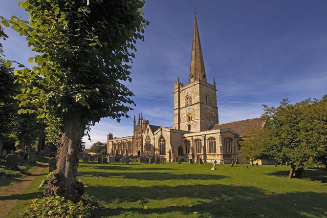 Oxford and Traditional Cotswolds Villages Small-Group Day Tour from London - Burford: the Cotswolds gateway stop for cottages, shops, and tea