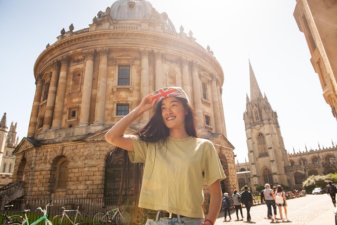 Oxford and Traditional Cotswolds Villages Small-Group Day Tour from London - Bibury and Arlington Row: fairy-tale photos and the time pressure reality