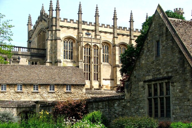 Oxford by Rail Day Tour with Harry Potter Insights Tour - Bodleian Library and Divinity School Entry, Plus Closure Dates