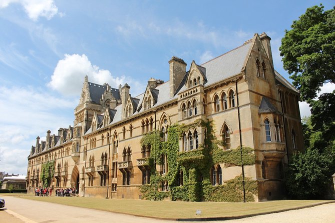 Oxford, Shakespeare Country & Warwick castle private Tour - The Real Value: How the Guide and Driver Change the Day