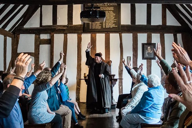 Oxford, Stratford-upon-Avon & Cotswolds Day Trip from London - Stratford-upon-Avon First: The Town That Feels Like Shakespeare’s Backstage