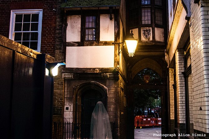Paranormal ActivityTour in Old London - Quick hits before you go