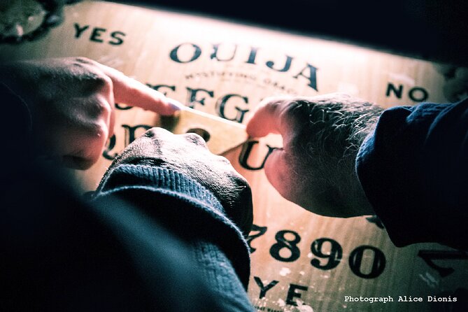 Paranormal ActivityTour in Old London - The gin palace stop, where spirits means more than one thing