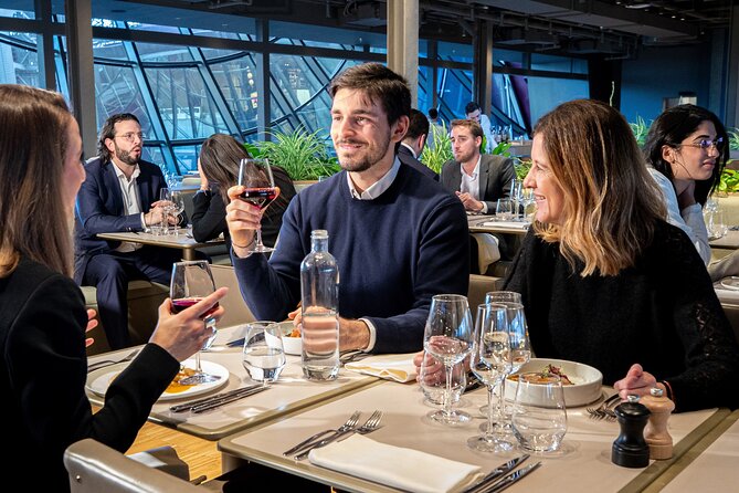 Paris by Rail - Sightseeing Bus and Eiffel Tower Champagne Lunch - The Paris big-hitters: Arc de Triomphe, Champs-Élysées, and Concorde
